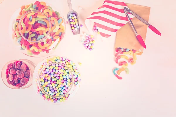 Різнокольорові цукерки крупним планом — стокове фото