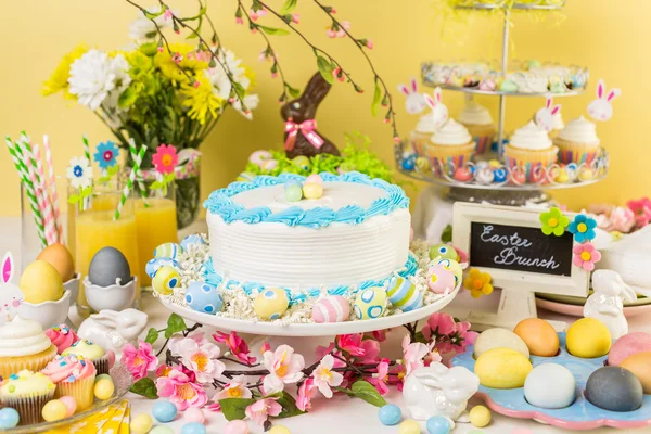 Easter brunch table — Stock Photo, Image