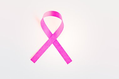 Pembe kurdele yakın çekim