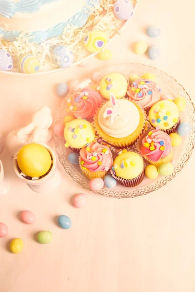 Conjunto de mesa de almuerzo de Pascua — Foto de Stock