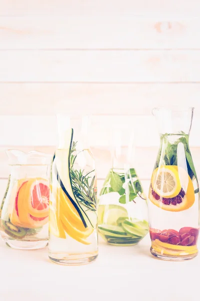 Detox citrus infused water — Stock Photo, Image