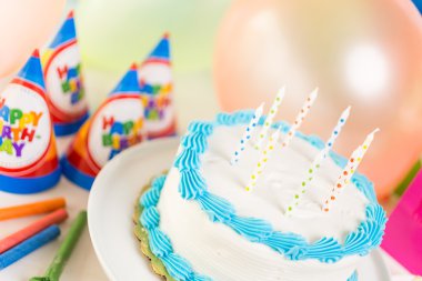 basit doğum günü pastası