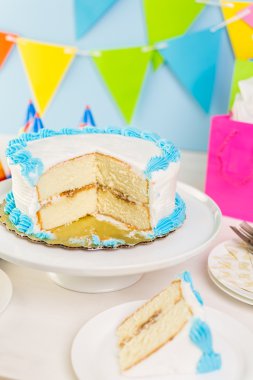 basit doğum günü pastası