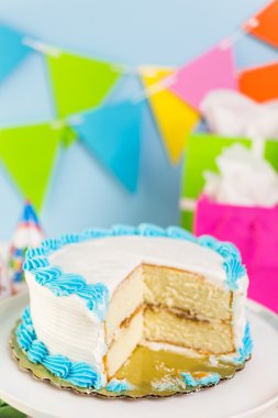 basit doğum günü pastası