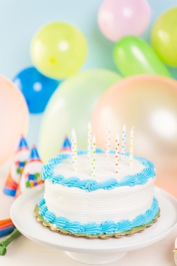 basit doğum günü pastası