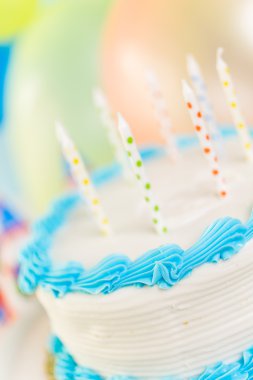 basit doğum günü pastası