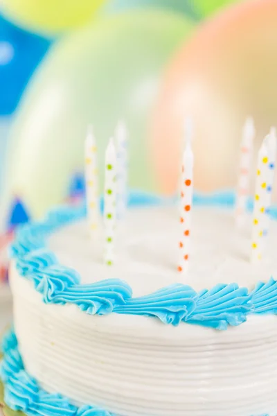 Pastel de cumpleaños simple —  Fotos de Stock