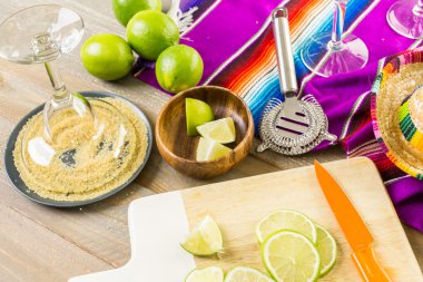 Klasik kireç margarita