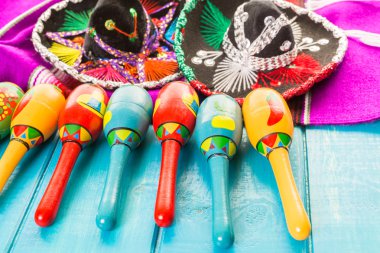 Fiesta masa süslemeleri