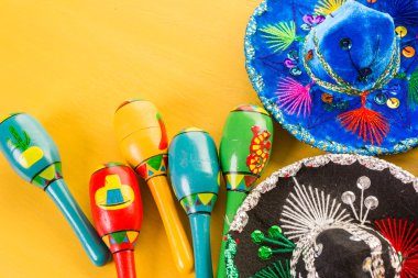 Fiesta masa süslemeleri