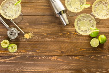 Klasik kireç margarita 