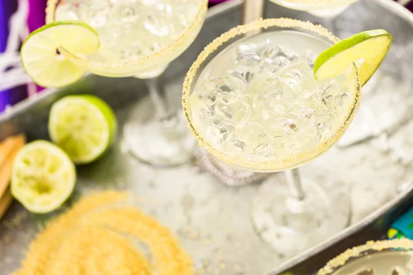 Klasik kireç margarita 