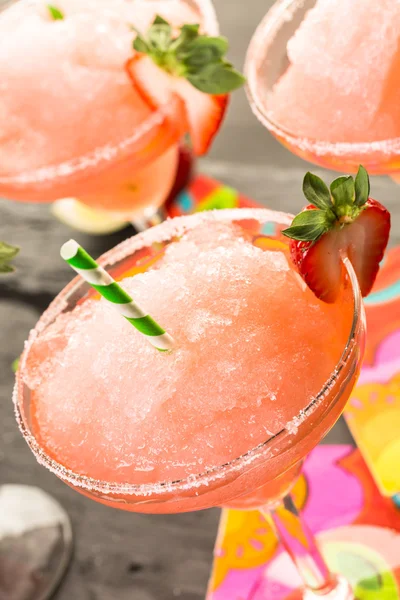 Margaritas aux fraises congelées — Photo