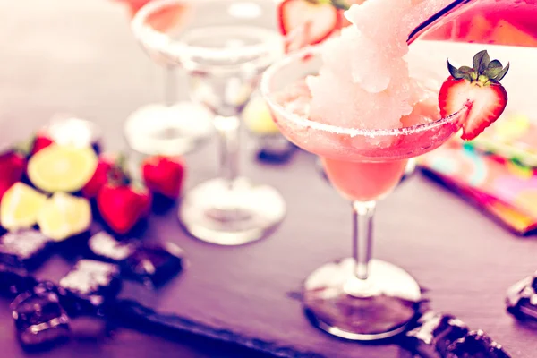 Margarita aux fraises congelées — Photo