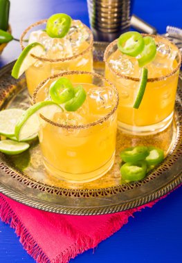 Baharatlı greyfurt margarita