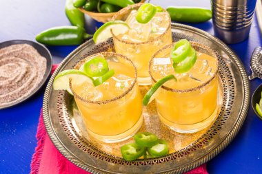 Baharatlı greyfurt margarita