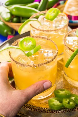 Baharatlı greyfurt margarita