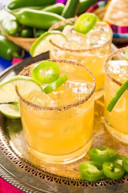 Baharatlı greyfurt margarita