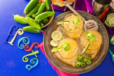 Baharatlı greyfurt margarita