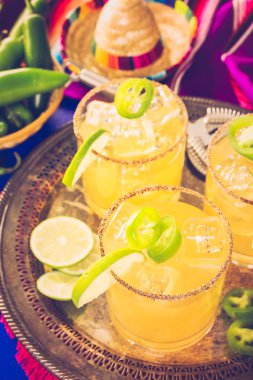 Baharatlı greyfurt margarita