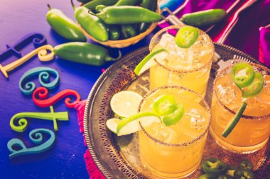 Baharatlı greyfurt margarita