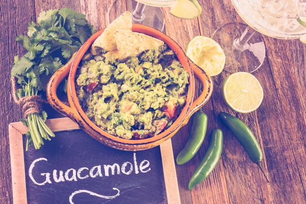 Čerstvé domácí guacamole — Stock fotografie