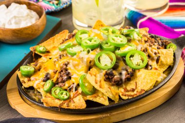 Kıyma ile klasik cips 