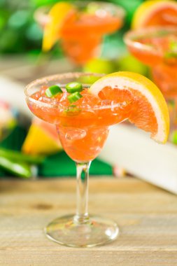 Baharatlı greyfurt margarita 
