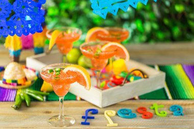 Baharatlı greyfurt margarita 