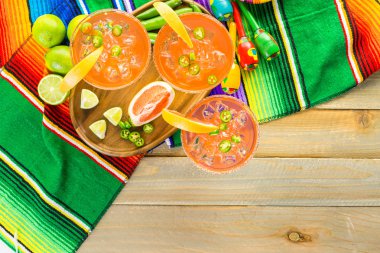 Baharatlı greyfurt margarita 