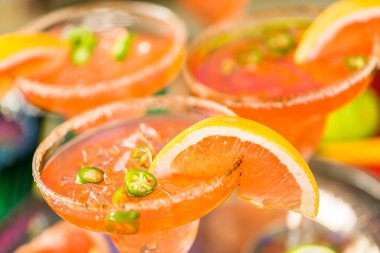 Baharatlı greyfurt margarita 