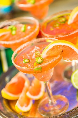 Baharatlı greyfurt margarita 