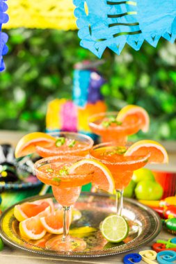 Baharatlı greyfurt margarita 