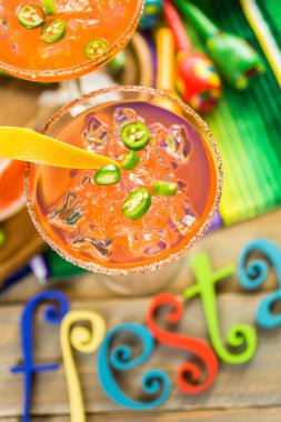 Baharatlı greyfurt margarita 