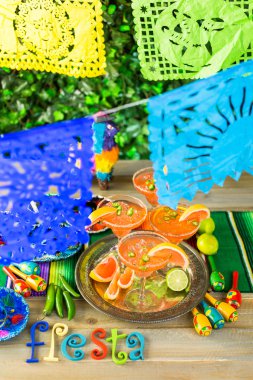 Baharatlı greyfurt margarita 