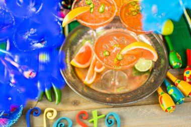 Baharatlı greyfurt margarita 