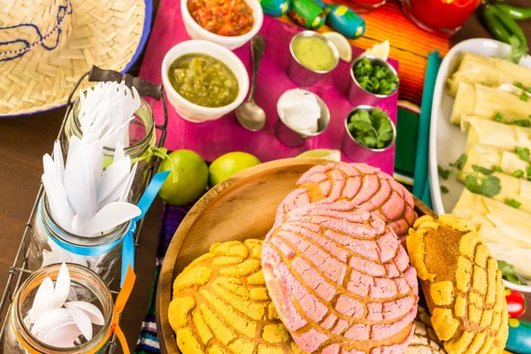 Traditional pan dulche bread — Stock Photo, Image