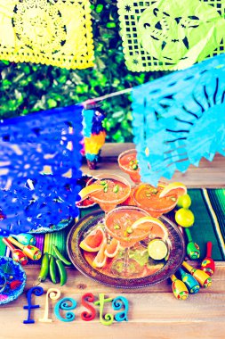 Baharatlı greyfurt margarita