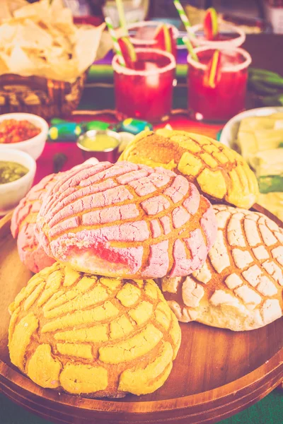 Geleneksel pan dulche ekmek