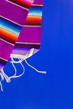 Fiesta geleneksel renkli masa süslemeleri