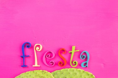 Fiesta geleneksel renkli masa süslemeleri