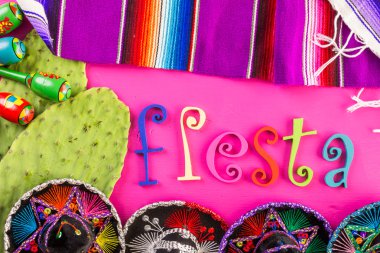 Fiesta geleneksel renkli masa süslemeleri 