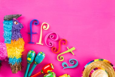 Fiesta geleneksel renkli masa süslemeleri 