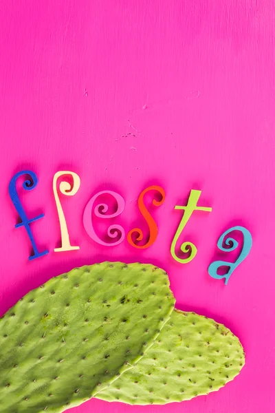 Fiesta geleneksel renkli masa süslemeleri 