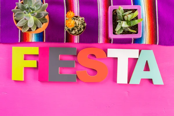 Fiesta färgglada bordsdekorationer — Stockfoto