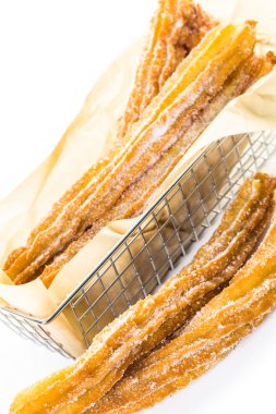 Churro toz şeker ile