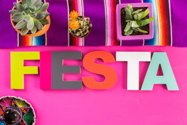 Fiesta bunte Tischdekorationen — Stockfoto