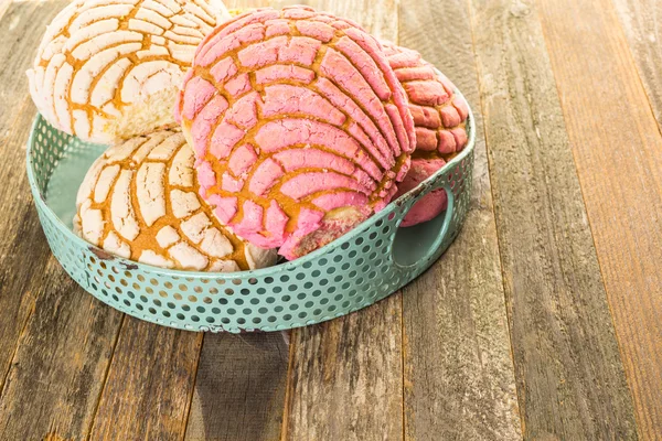 Çok renkli pan dulche