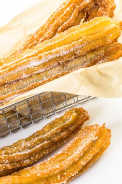 Churro toz şeker ile