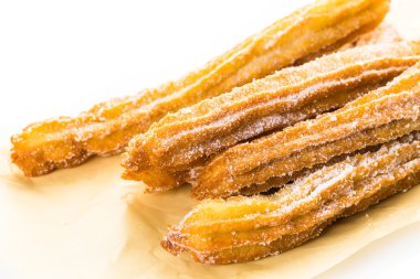 Churro toz şeker ile
